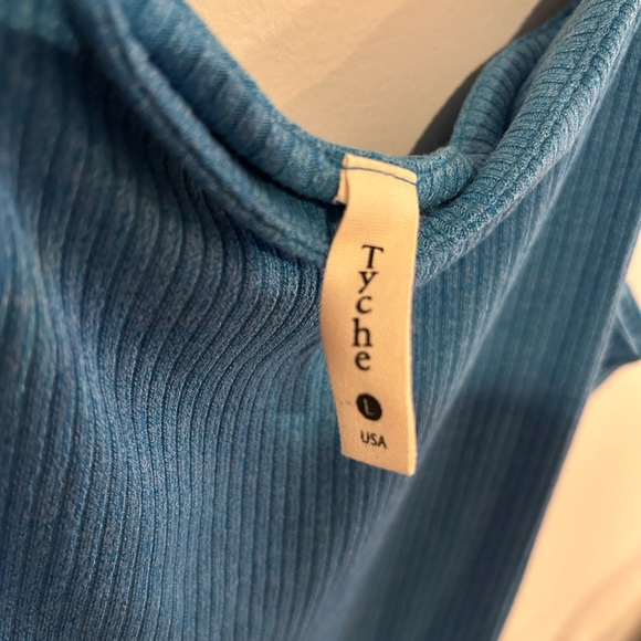 Tyche Ribbed Blue Top - Picture 4 of 5